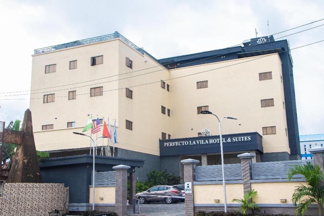 Perfecto La Villa Hotel And Suites ลากอส ภายนอก รูปภาพ