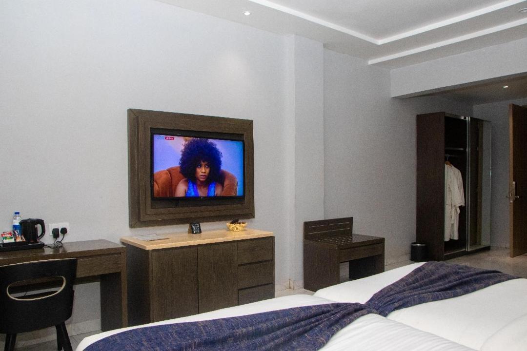 Perfecto La Villa Hotel And Suites ลากอส ภายนอก รูปภาพ