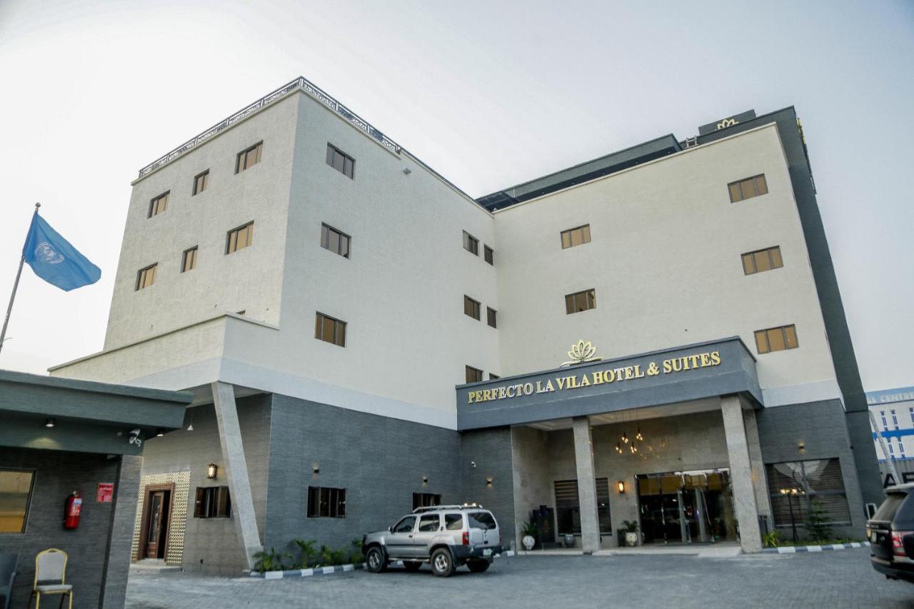 Perfecto La Villa Hotel And Suites ลากอส ภายนอก รูปภาพ